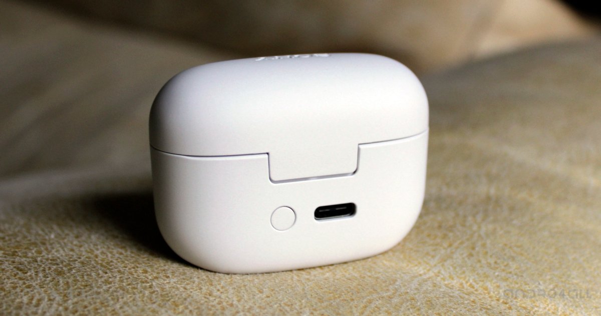 Puerto de carga de Sony LinkBuds S