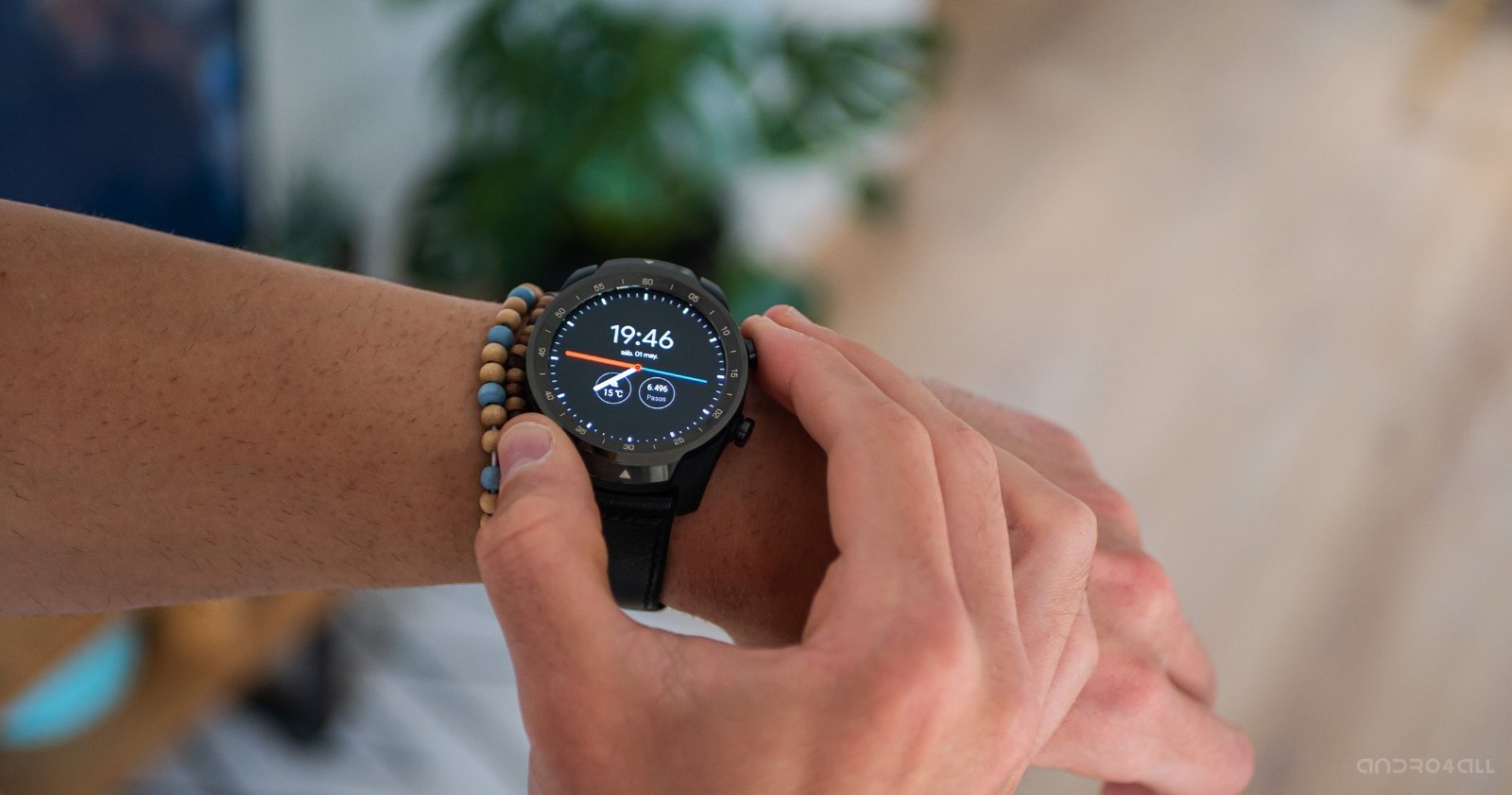 Usando el TicWatch Pro S