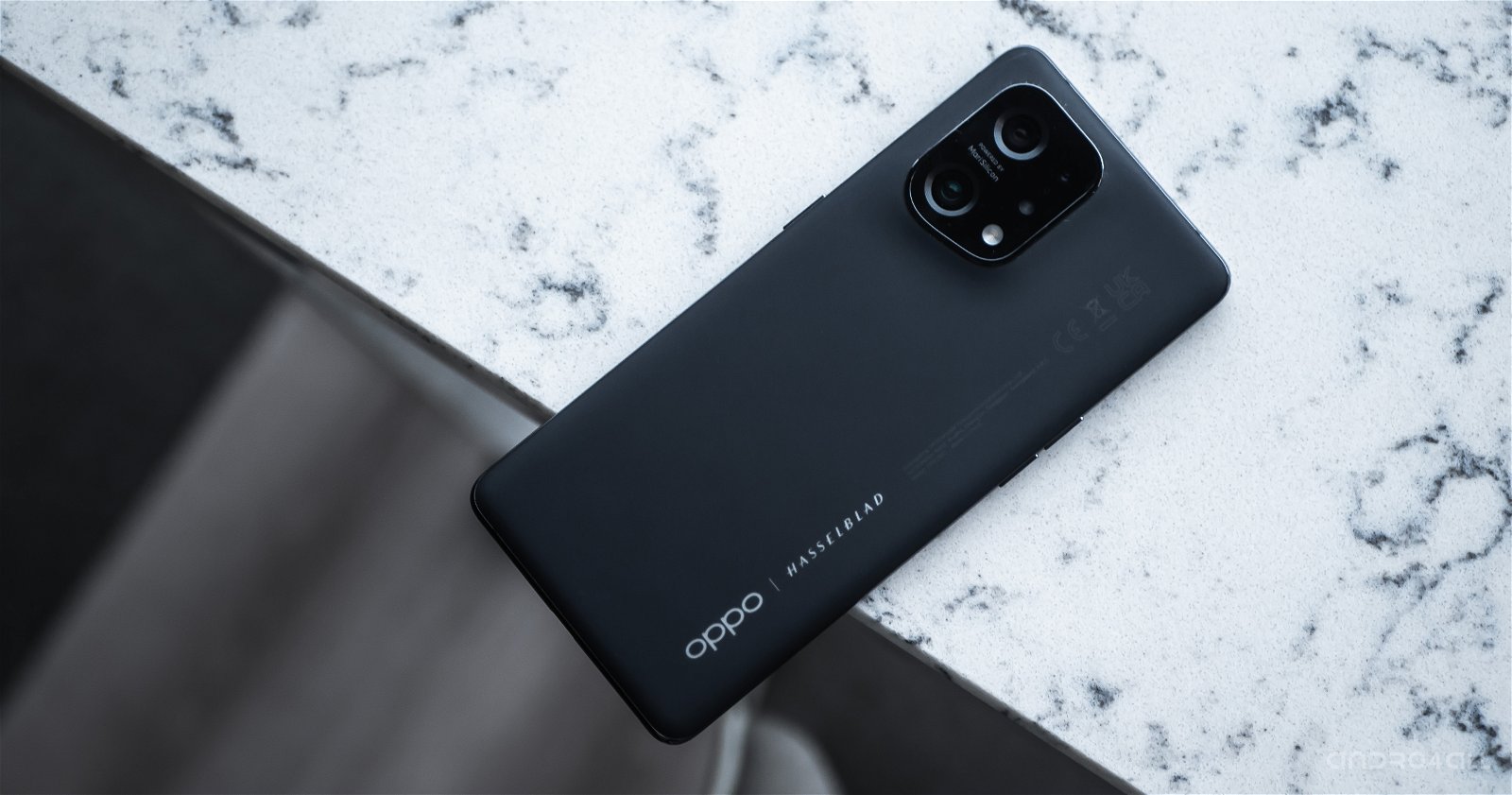 OPPO Find X5 negro mate
