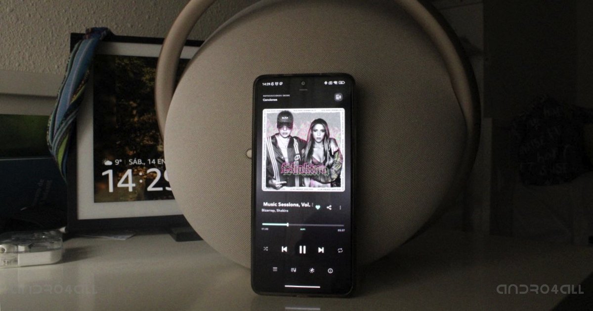 App de Tidal en el Harman Kardon Onyx Studio 8