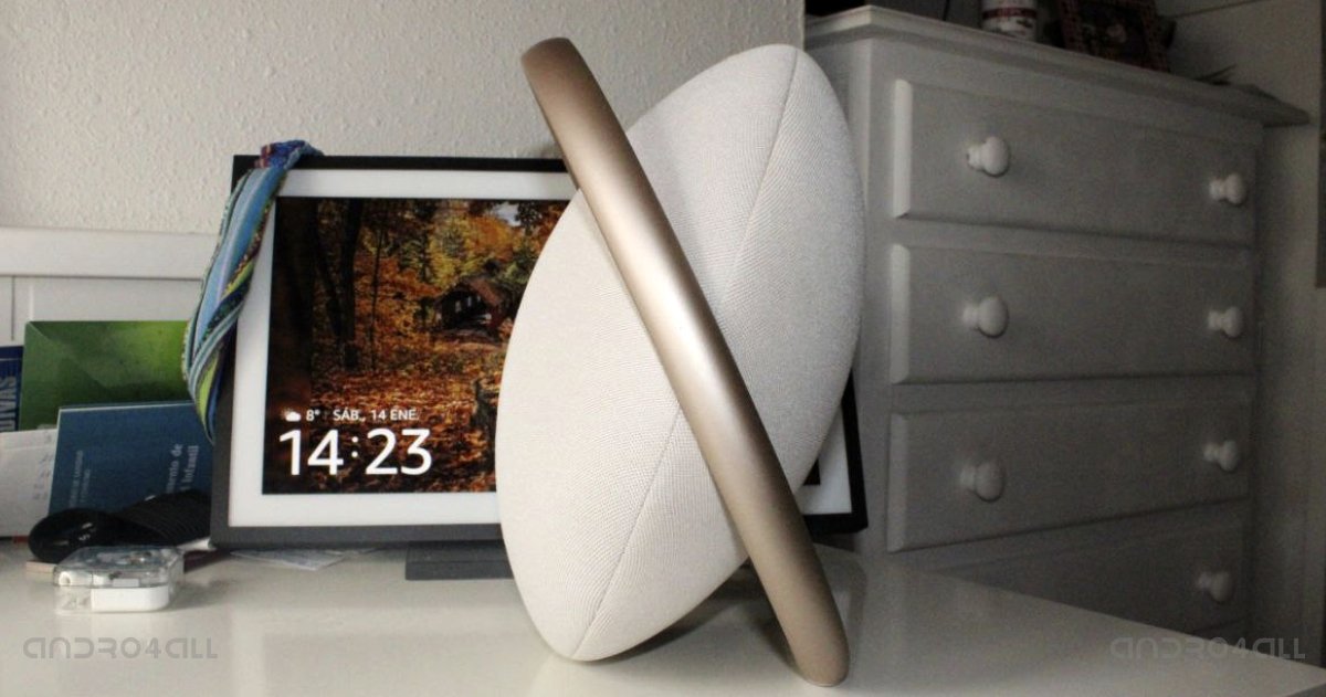 Lateral del Harman Kardon Onyx Studio 8