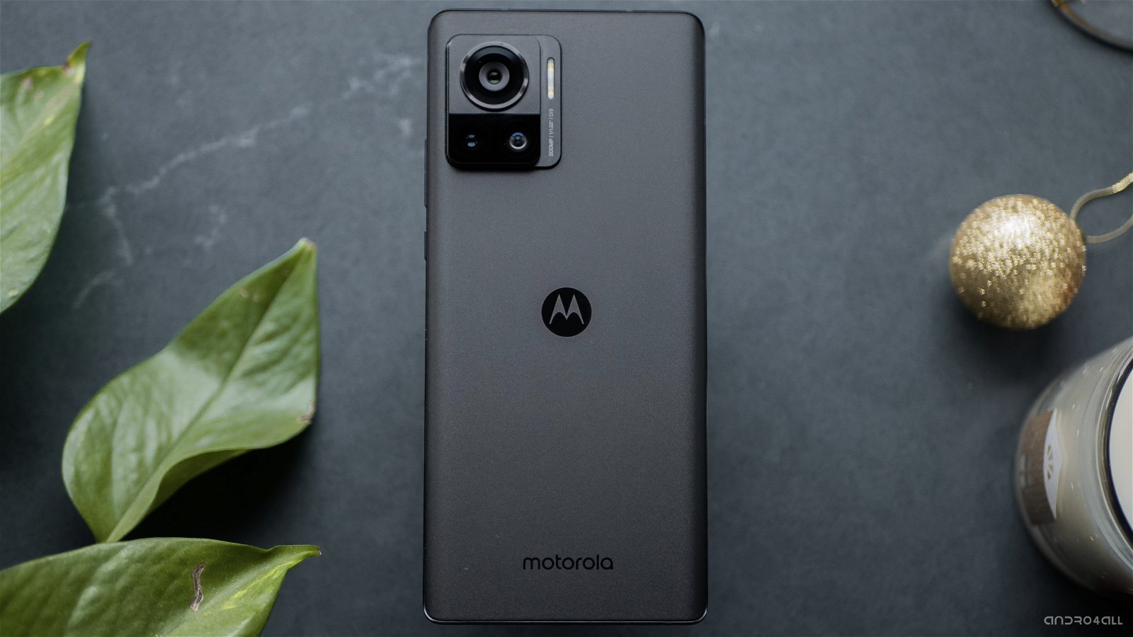 Parte trasera del Motorola Edge 30 Ultra