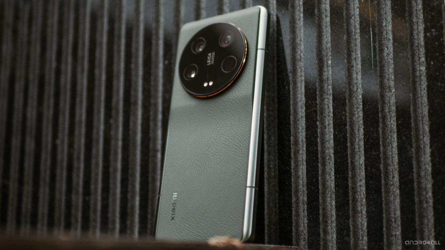 Xiaomi 13 Ultra, trasera y módulo de cámaras