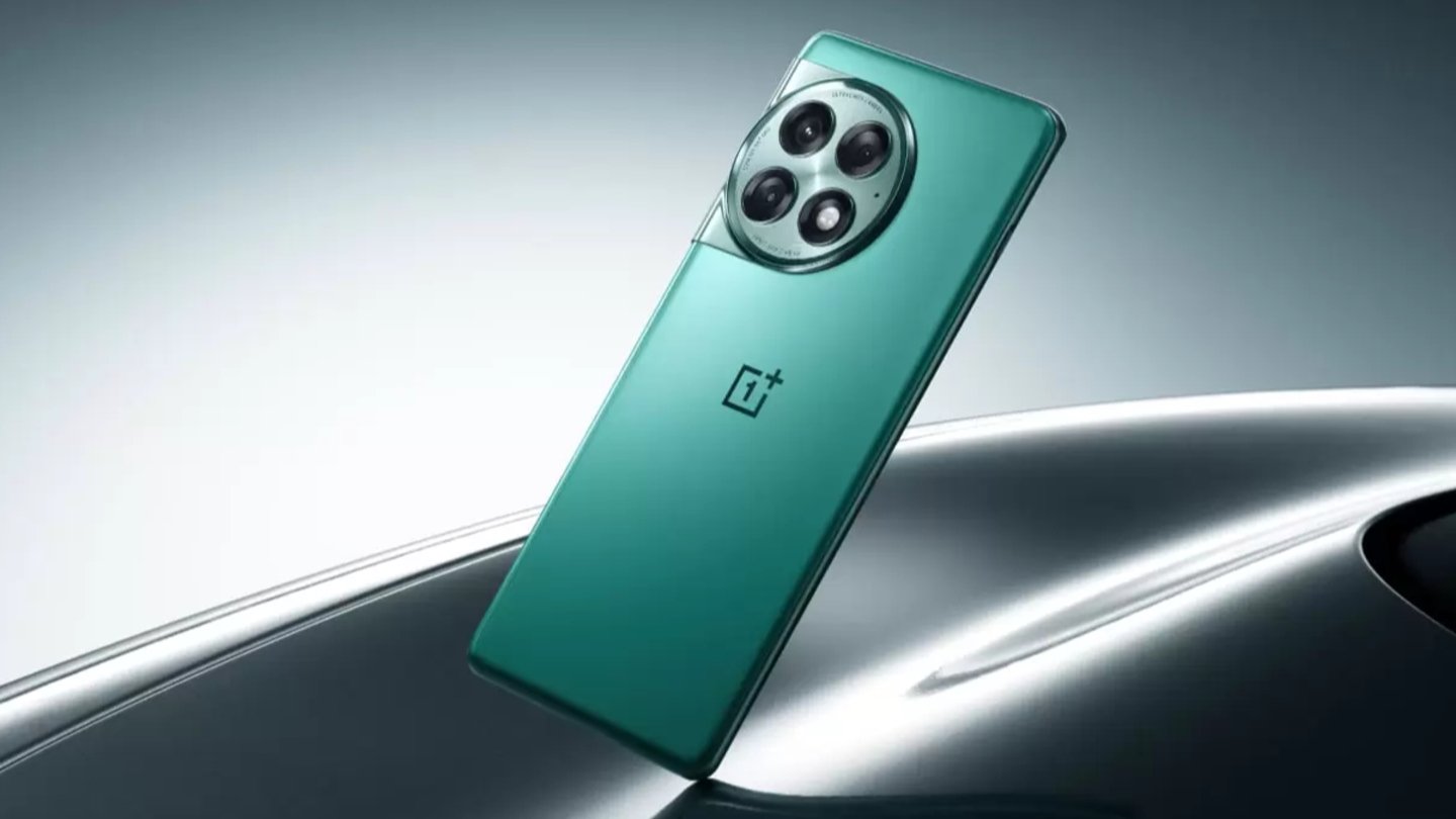 Parte trasera verde del OnePlus Ace2 Pro