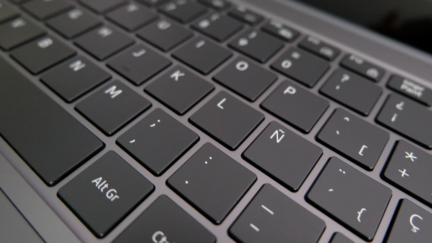 primer plano del teclado del Samsung Galaxy Book3 Ultra
