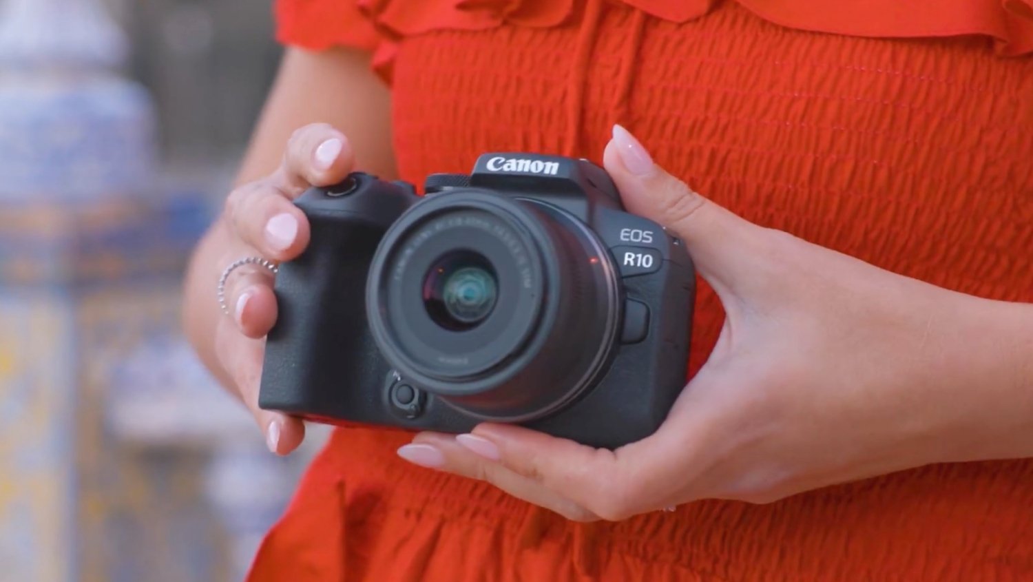 Canon EOS R10