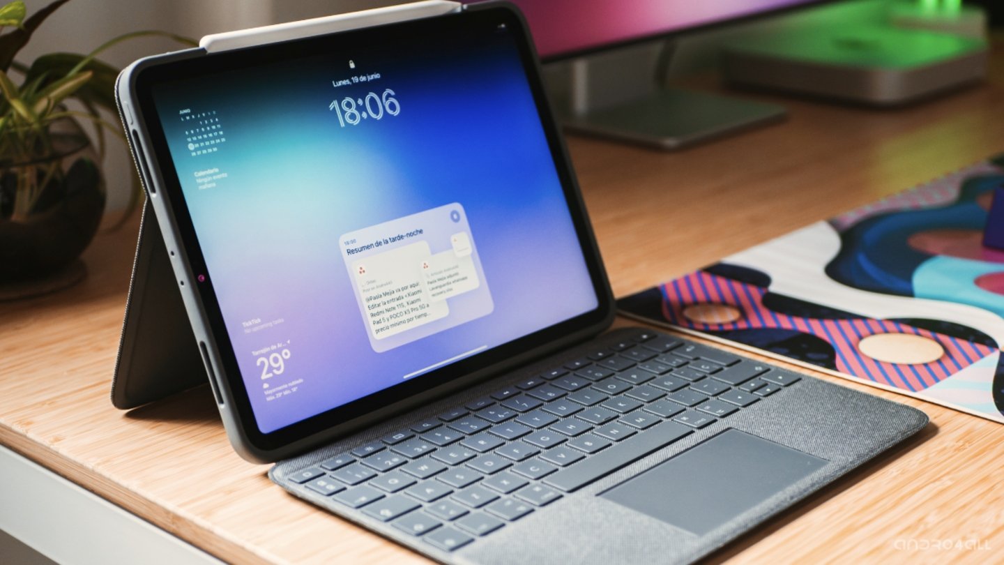iPad Pro 2020 con teclado Logitech