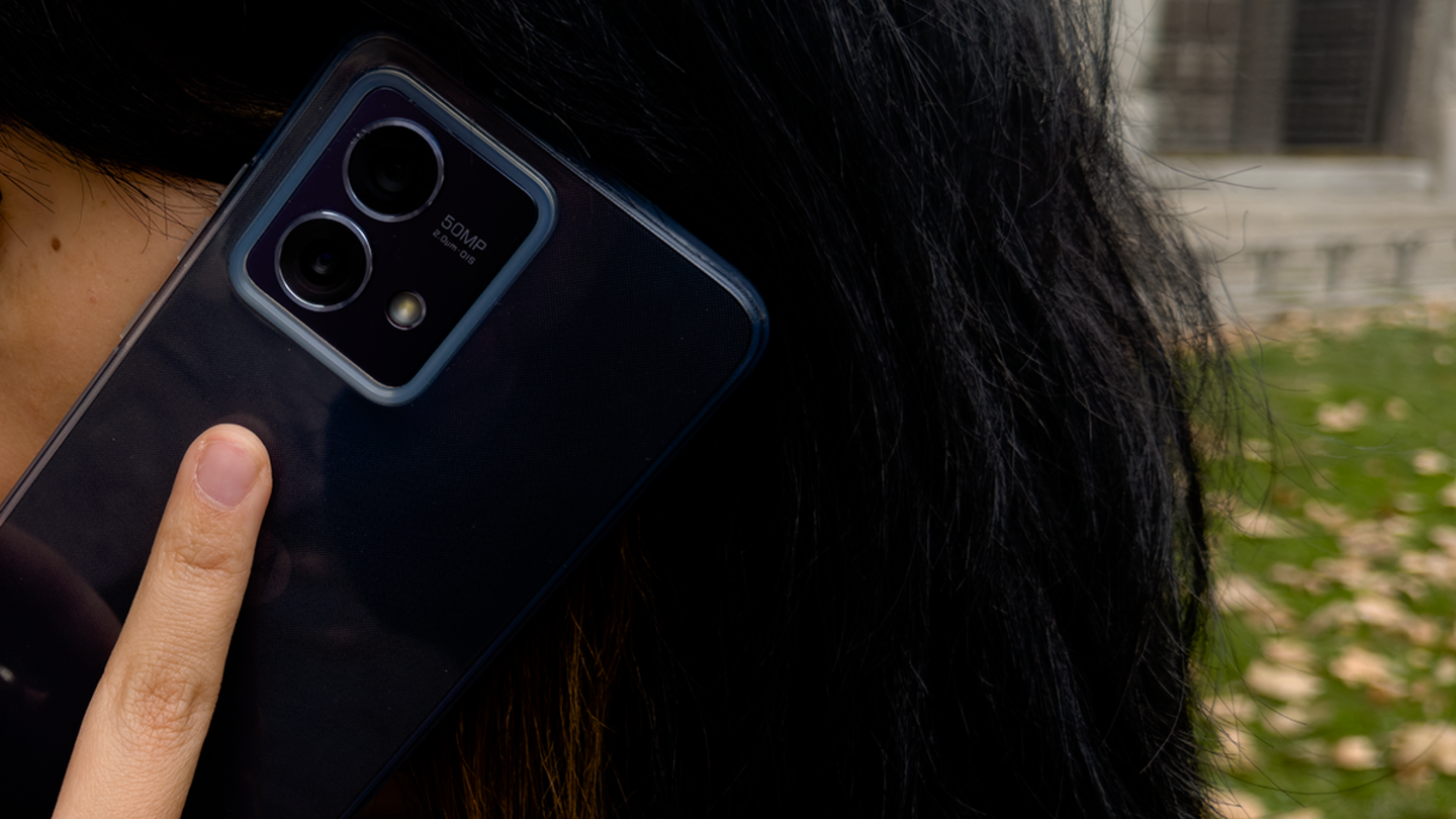 la parte trasera del motorola moto